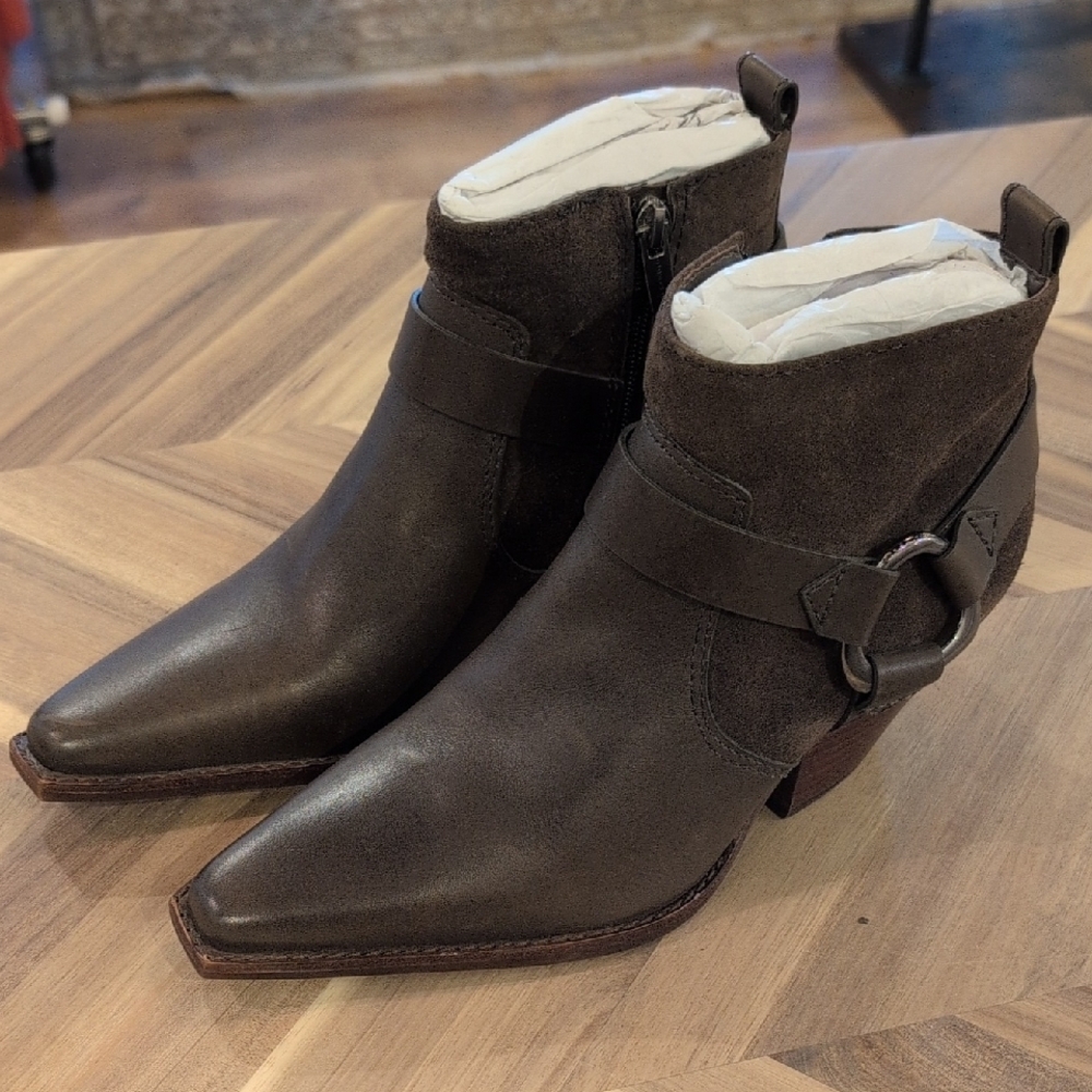 Women's Brown Ankle Boots - Picture 3 of 6